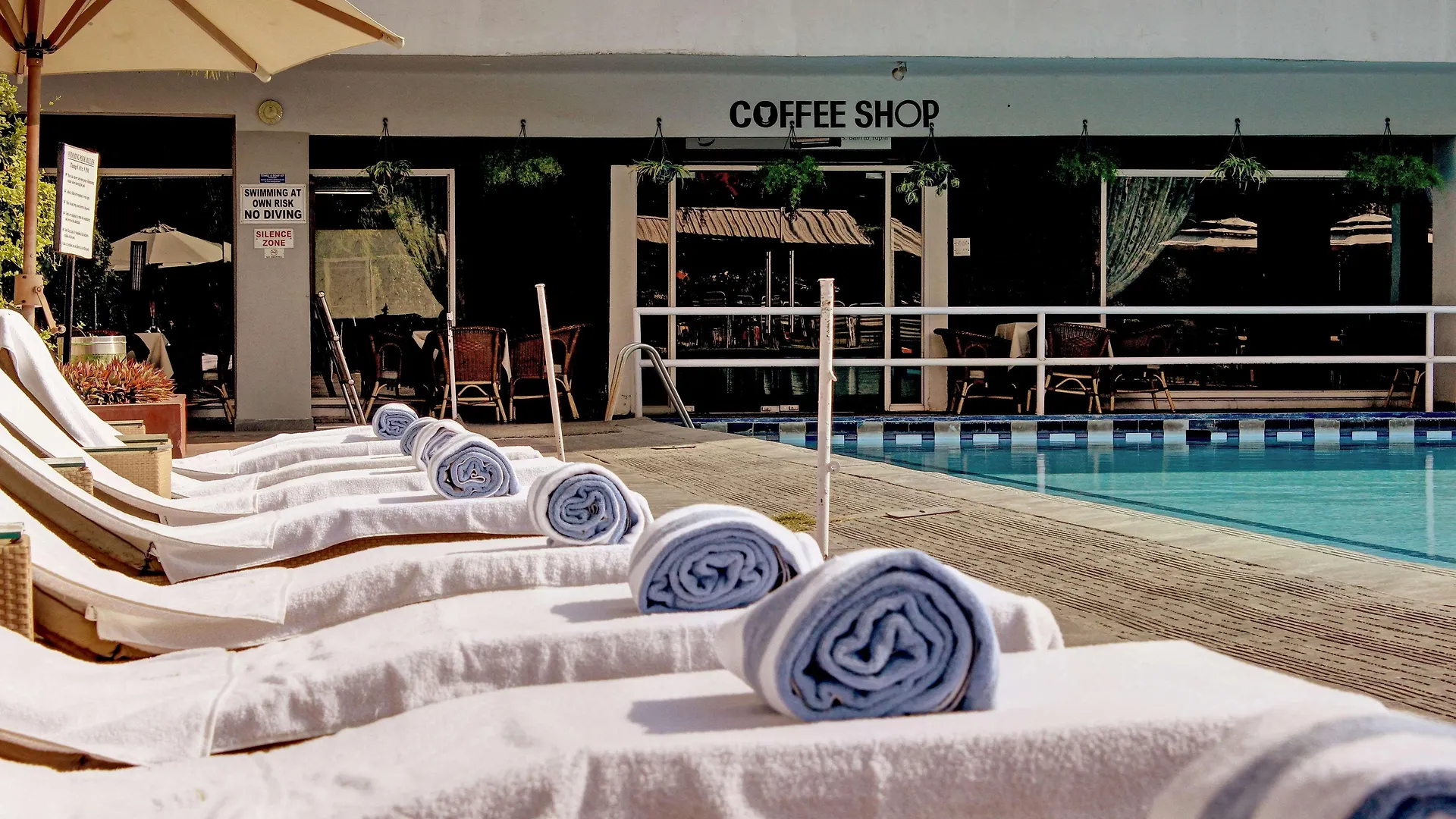 Best Western Resort Country Club Gurgaon 4*,
