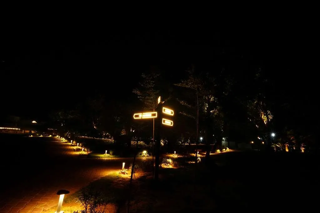 ****  Best Western Resort Country Club Gurgaon India